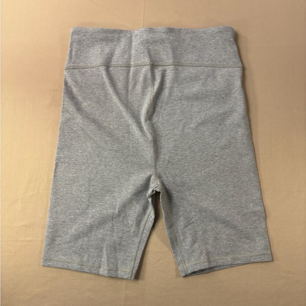 NWOT GAP Heather Gray Women's Maternity Bike Shorts Size Medium